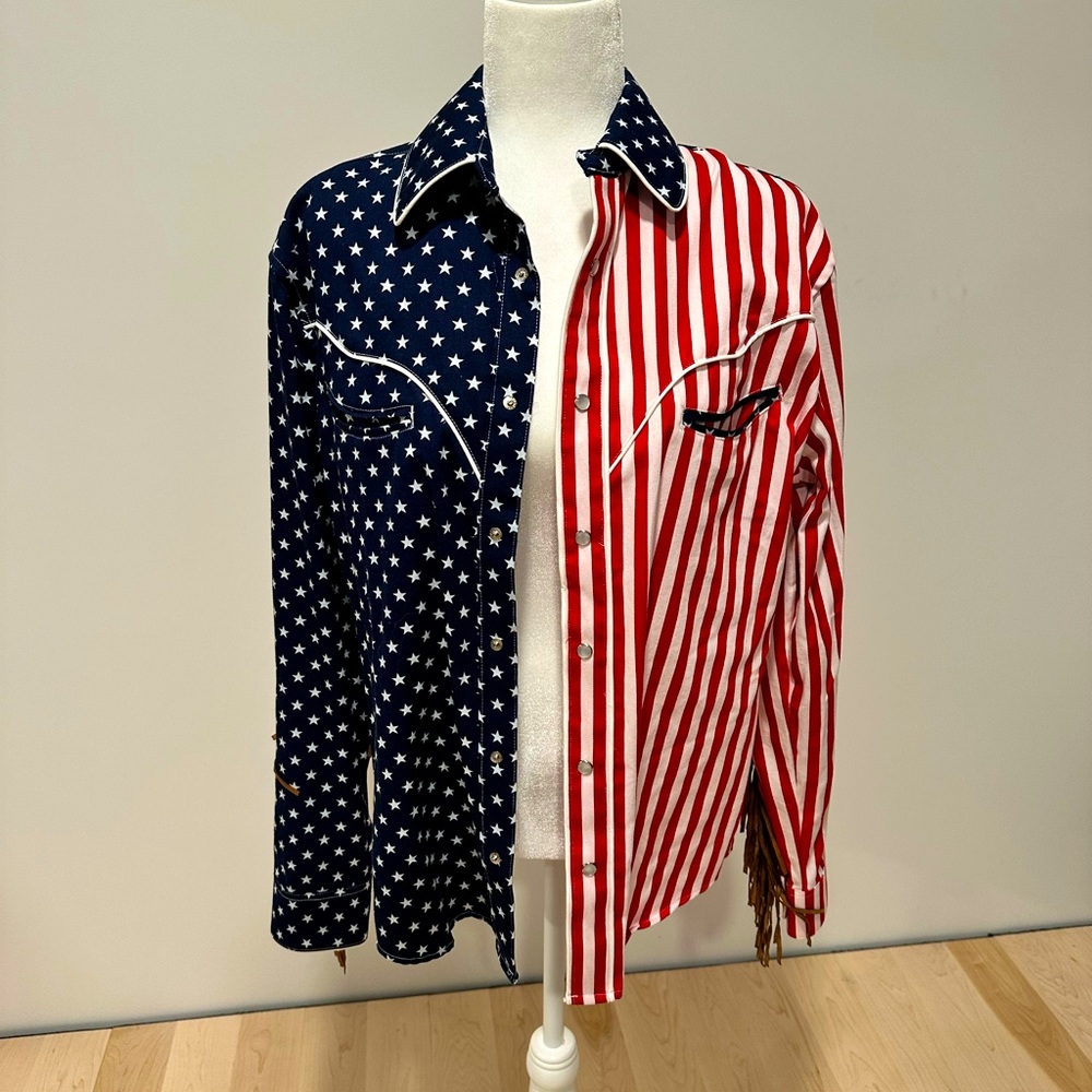 Chubbies “The Nutter” America fringe button down size Small